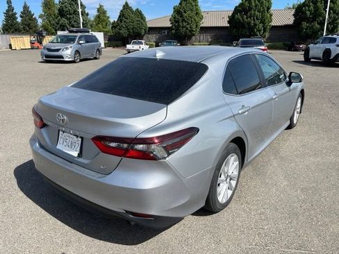 Used 2024 Toyota Camry LE FWD image 4
