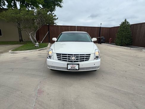 Used 2007 Cadillac DTS Luxury I image 1