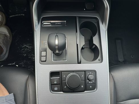 New 2026 MAZDA CX-90 3.3 Turbo w/ Preferred Package AWD/4WD image 16