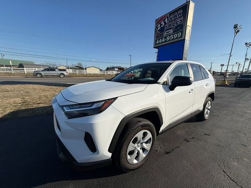 Used 2024 Toyota RAV4 LE image 7