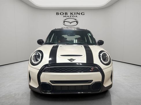 Used 2023 MINI Cooper S w/ Signature Upholstery Package FWD image 8