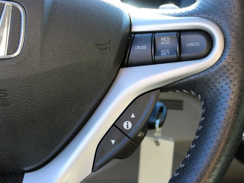 Used 2013 Honda Insight EX image 33