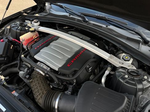 Used 2018 Chevrolet Camaro SS image 48