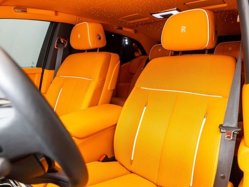 Used 2023 Rolls-Royce Phantom Sedan w/ The Phantom Package RWD image 61