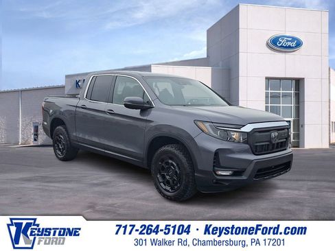 Used 2025 Honda Ridgeline RTL+ image 1