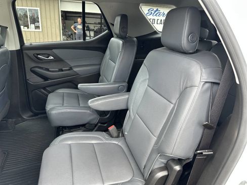 Used 2018 Chevrolet Traverse LT AWD/4WD image 5
