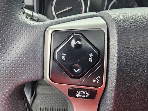 Used 2022 Toyota 4Runner Limited image 20