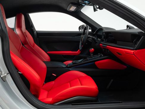 Used 2024 Porsche 911 GT3 RWD image 26