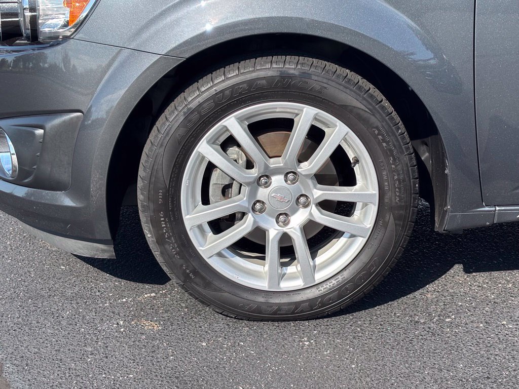 Used 2013 Chevrolet Sonic LT w/ Wheels and Fog Lamp Package FWD image 10