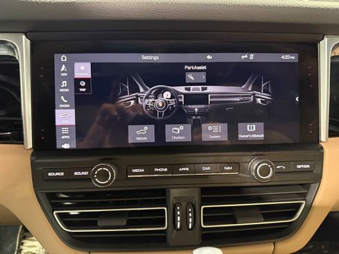 Used 2021 Porsche Macan S AWD/4WD image 36