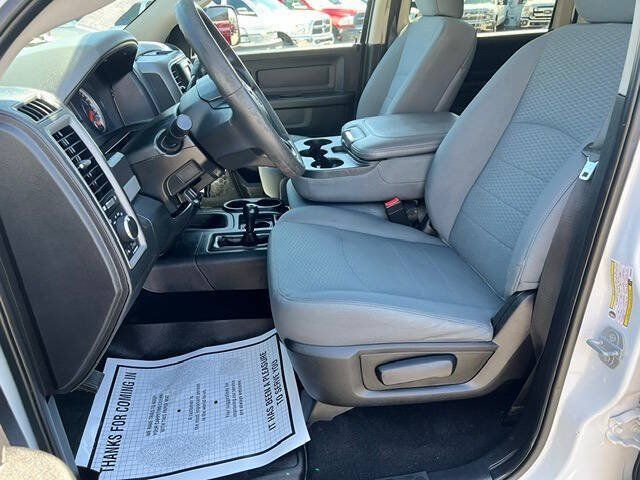 Used 2018 RAM 3500 Tradesman w/ Chrome Appearance Group AWD/4WD image 10