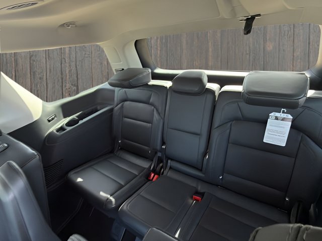 New 2025 Lincoln Navigator Reserve AWD/4WD image 13