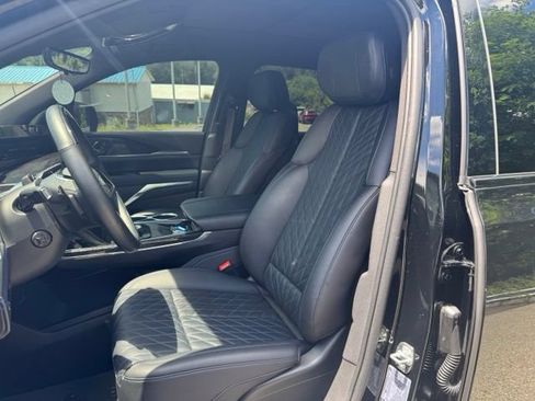Used 2025 Cadillac Escalade IQ Sport 1 w/ Smart Trailering package AWD/4WD image 26