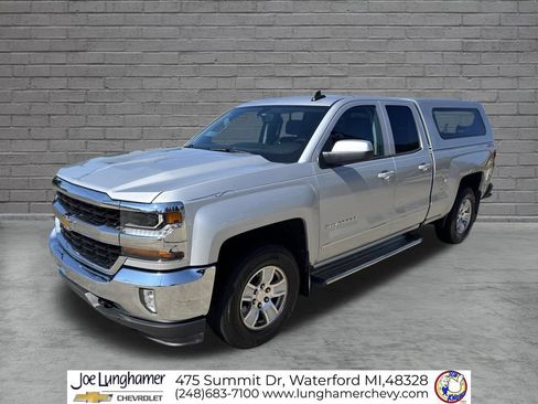 Used 2018 Chevrolet Silverado 1500 LT w/ All Star Edition AWD/4WD image 8