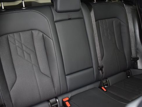 Used 2025 BMW X3 xDrive30i w/ Convenience Package image 31