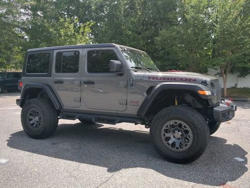Used 2021 Jeep Wrangler Unlimited Rubicon AWD/4WD image 2