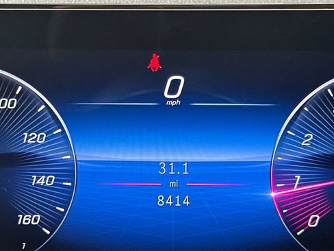 Certified 2025 Mercedes-Benz GLA 250 4MATIC image 30