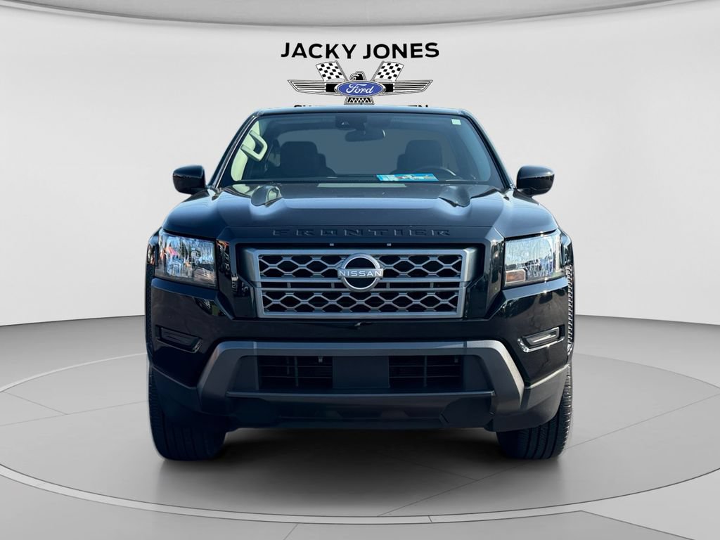 Used 2024 Nissan Frontier SV w/ Technology Package RWD image 8