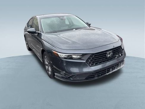 Used 2023 Honda Accord EX image 35