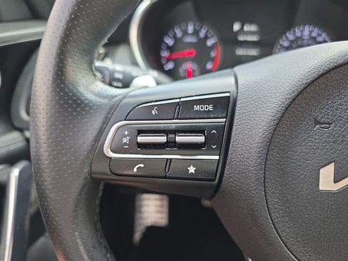 Used 2022 Kia Stinger GT-Line w/ Sun & Sound Package RWD image 19