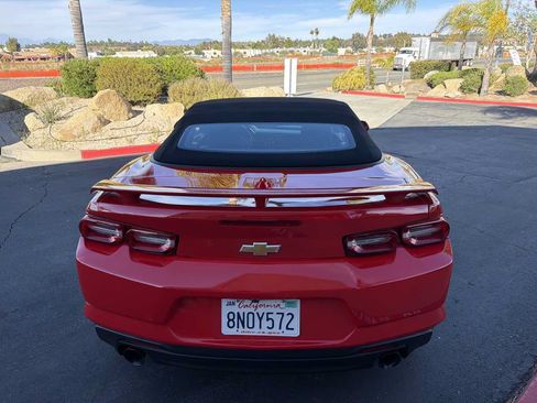Used 2020 Chevrolet Camaro LT RWD image 31