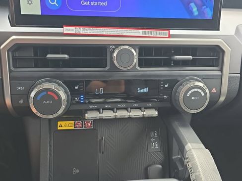 New 2026 Toyota 4Runner TRD Off-Road Premium AWD/4WD image 24