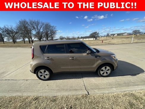 Used 2014 Kia Soul image 2