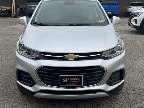 Used 2019 Chevrolet Trax LT w/ LT Convenience Package image 8