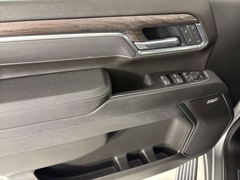 Used 2025 Chevrolet Silverado 2500 LTZ w/ LTZ Premium Package image 20