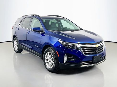 Used 2022 Chevrolet Equinox LT image 3