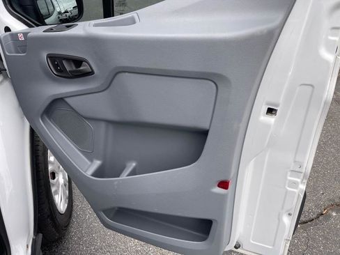 Used 2019 Ford Transit 350 XLT image 35
