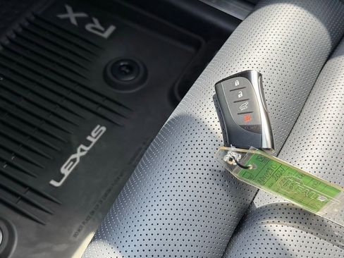 Certified 2024 Lexus RX 450h AWD w/ Convenience Package image 42