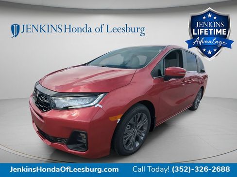 New 2026 Honda Odyssey Touring image 6