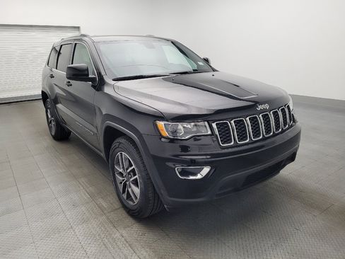 Used 2020 Jeep Grand Cherokee Laredo w/ Laredo X Package image 13