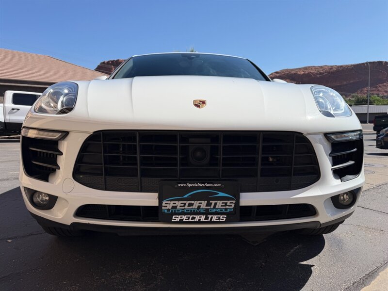 Used 2018 Porsche Macan S AWD/4WD image 25