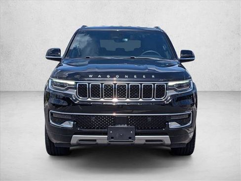 Used 2024 Jeep Wagoneer L Series II w/ Flexible Seating Group image 2
