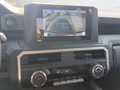 Used 2025 Toyota Tacoma SR image 11