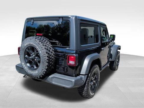 Used 2022 Jeep Wrangler Sport AWD/4WD image 5