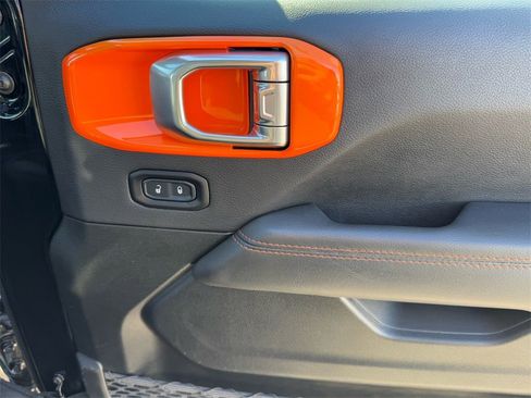 Used 2022 Jeep Gladiator Mojave w/ Trailer Tow Package image 24