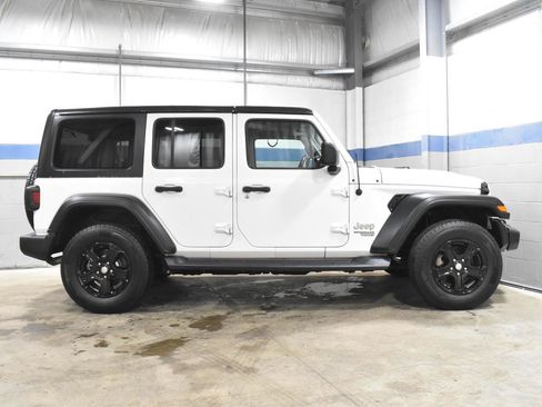 Used 2020 Jeep Wrangler Unlimited Sport S image 24