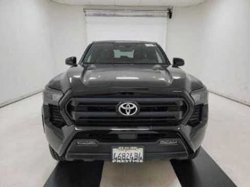 Used 2024 Toyota Tacoma SR5 RWD image 21