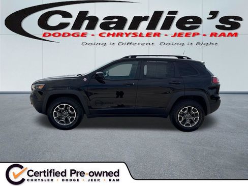 Certified 2023 Jeep Cherokee Trailhawk w/ Premium Leather Package image 1