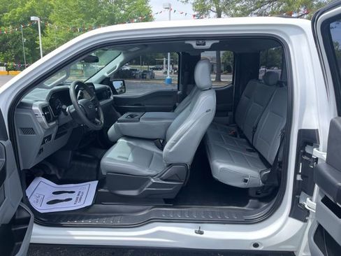 Used 2022 Ford F150 XL w/ Equipment Group 101A High RWD image 17
