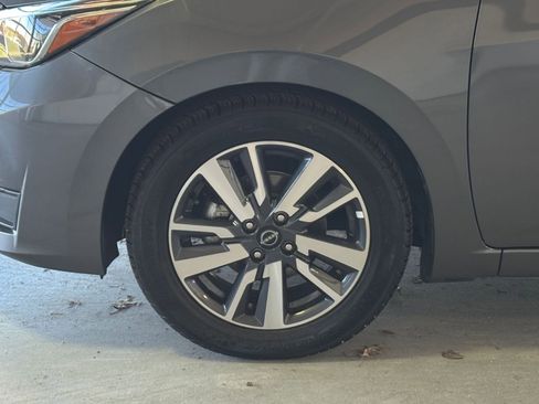 Used 2023 Nissan Versa SV image 29