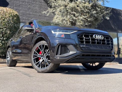 Used 2019 Audi Q8 Premium Plus w/ Premium Plus image 8