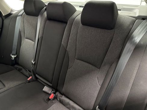 Certified 2023 Honda Accord EX image 18