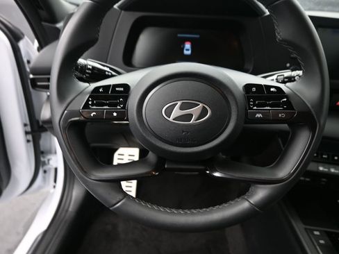 Certified 2025 Hyundai Elantra Sport image 14