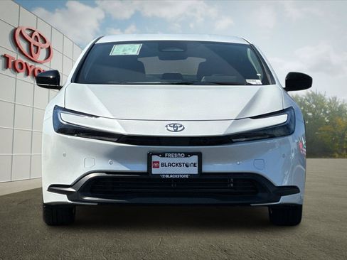 Certified 2026 Toyota Prius LE FWD image 8