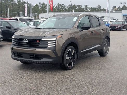 New 2026 Nissan Kicks SR image 7