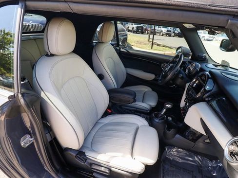 Used 2019 MINI Cooper S image 41